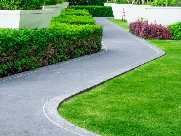 Cost of Walkway Curb Installation in Poughkeepsie