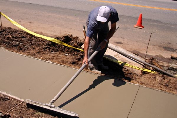 Cost of Sidewalk Pouring in Poughkeepsie