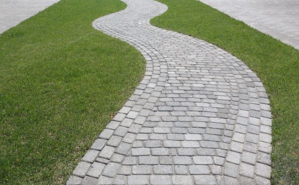 Cost of Walkway Paving in Poughkeepsie